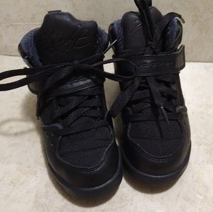 Air Jordan 2011.  (SKU066)